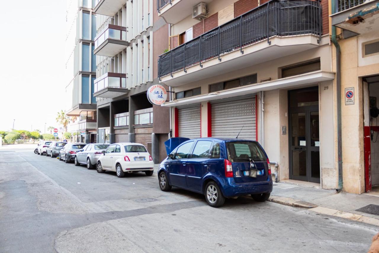 Pane & Pomodoro Beach Roomy Flat Bari Exterior photo